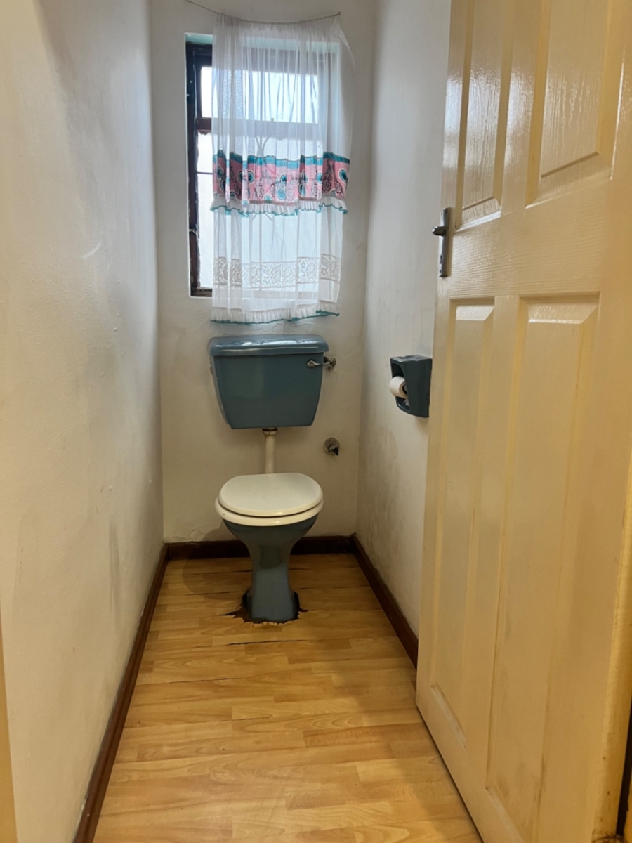 To Let 2 Bedroom Property for Rent in Palm Park Western Cape